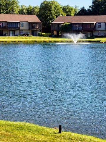 7005 E Springtree Lane 31, Grand Rapids, MI 49548