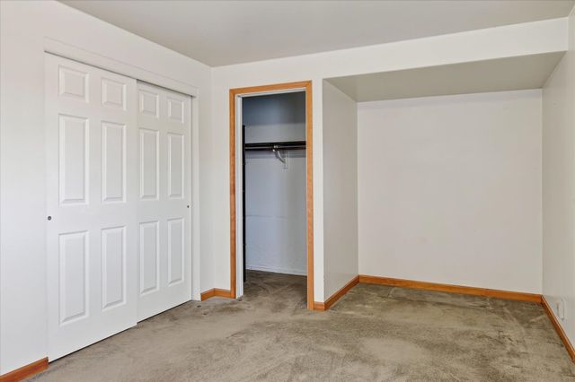 534 E COZZA Dr, Spokane, WA 99208