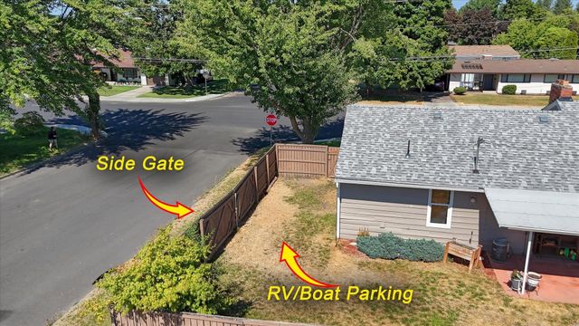 534 E COZZA Dr, Spokane, WA 99208