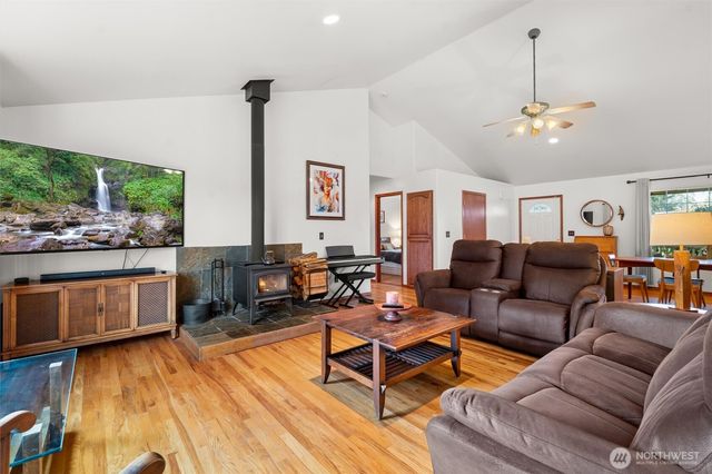 34809 93rd Avenue Ct S, Roy, WA 98580