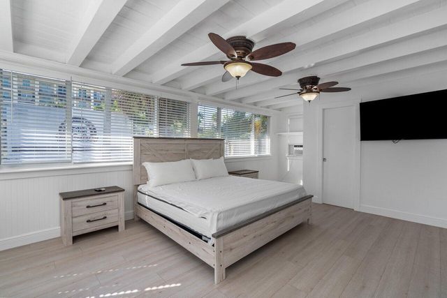 126 NE 4th Avenue, Delray Beach, FL 33483