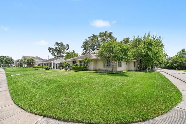 6267 Chevy Chase Drive, Houston, TX 77057