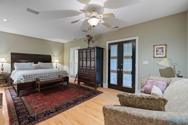 904 Corinth Circle, Huntsville, AL 35801