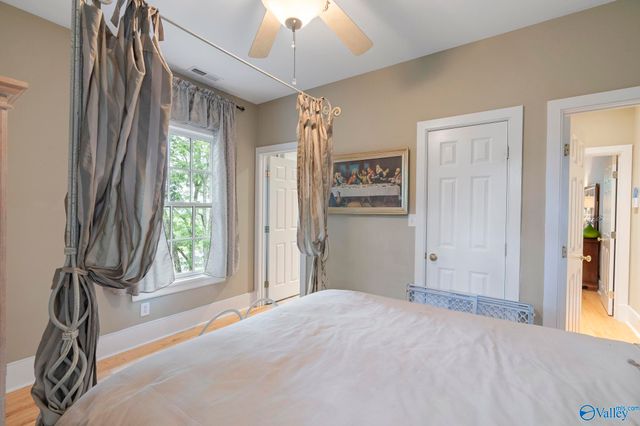 904 Corinth Circle, Huntsville, AL 35801