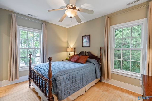 904 Corinth Circle, Huntsville, AL 35801