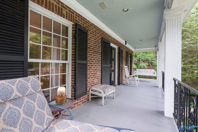 904 Corinth Circle, Huntsville, AL 35801