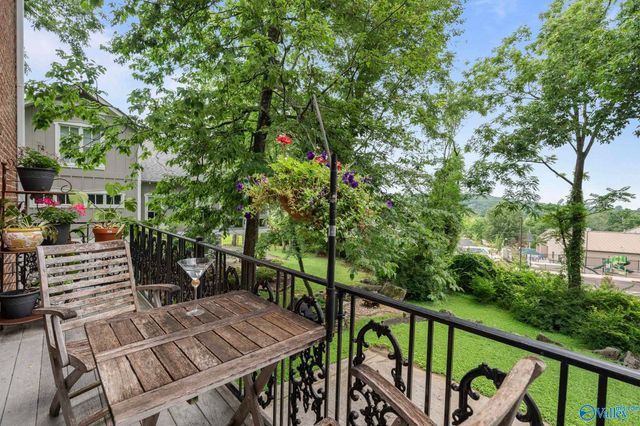 904 Corinth Circle, Huntsville, AL 35801