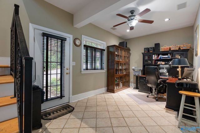 904 Corinth Circle, Huntsville, AL 35801