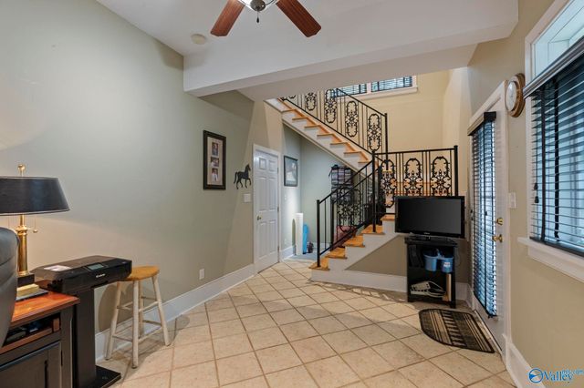 904 Corinth Circle, Huntsville, AL 35801