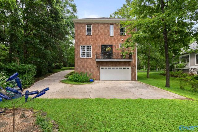 904 Corinth Circle, Huntsville, AL 35801