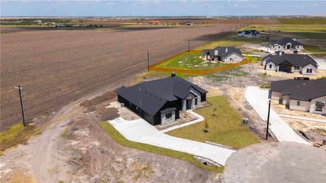 1526 Mariposa Ranch Drive, Corpus Christi, TX 78415