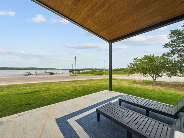 1782 FM 2951, Graford, TX 76449