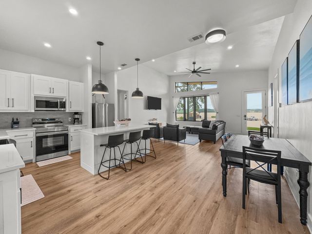 1782 FM 2951, Graford, TX 76449