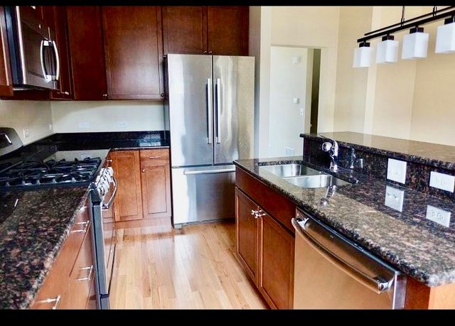 2018 Shermer Road 2018, Glenview, IL 60026