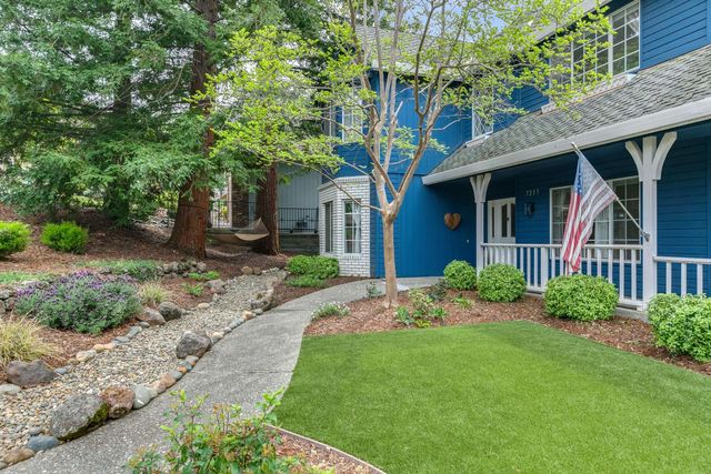 7235 Hill Rd, Granite Bay, CA 95746