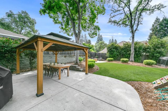 7235 Hill Rd, Granite Bay, CA 95746