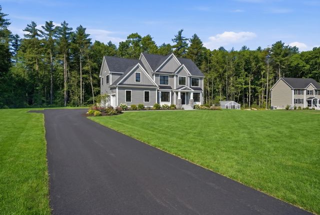 17 Carmel Road, Pelham, NH 03076