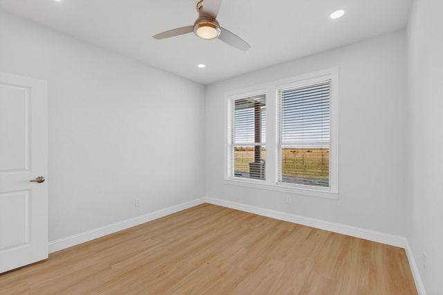 6721 County Road 1140, Leonard, TX 75452