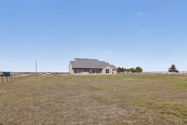 6721 County Road 1140, Leonard, TX 75452