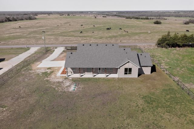 6721 County Road 1140, Leonard, TX 75452