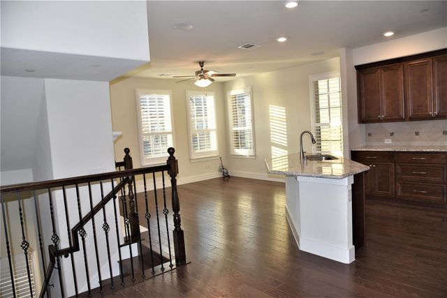 2418 Magalia Lane, Lewisville, TX 75056