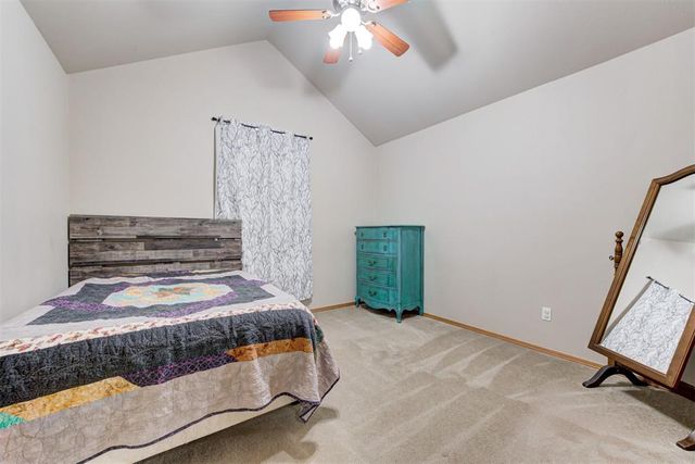 300 Sunrise Drive, Yukon, OK 73099