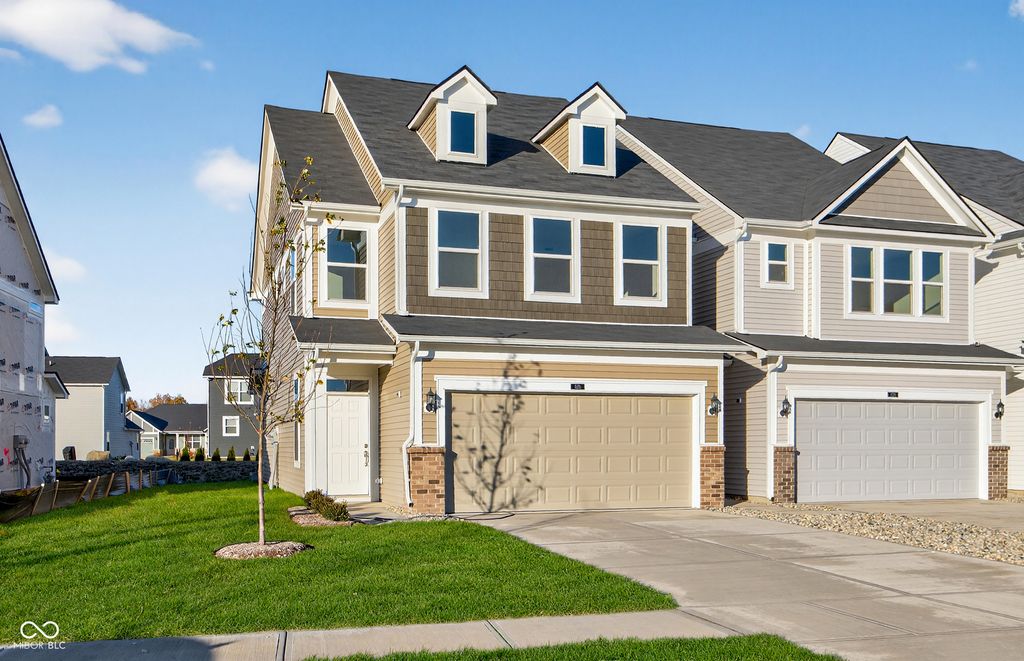 596 Garrow Drive, Westfield, IN 46074