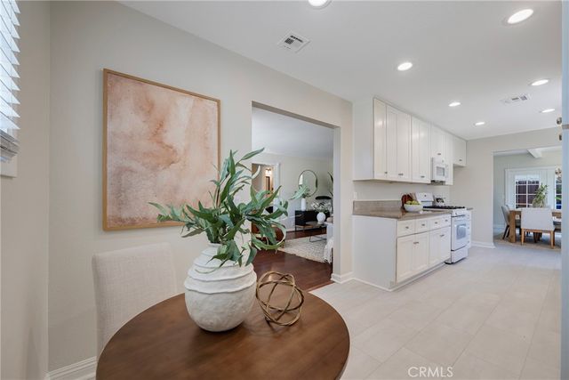 618 S Pine Drive, Fullerton, CA 92833