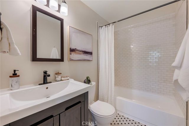 618 S Pine Drive, Fullerton, CA 92833