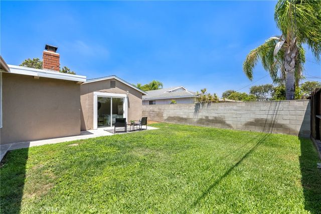 618 S Pine Drive, Fullerton, CA 92833