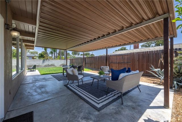 618 S Pine Drive, Fullerton, CA 92833