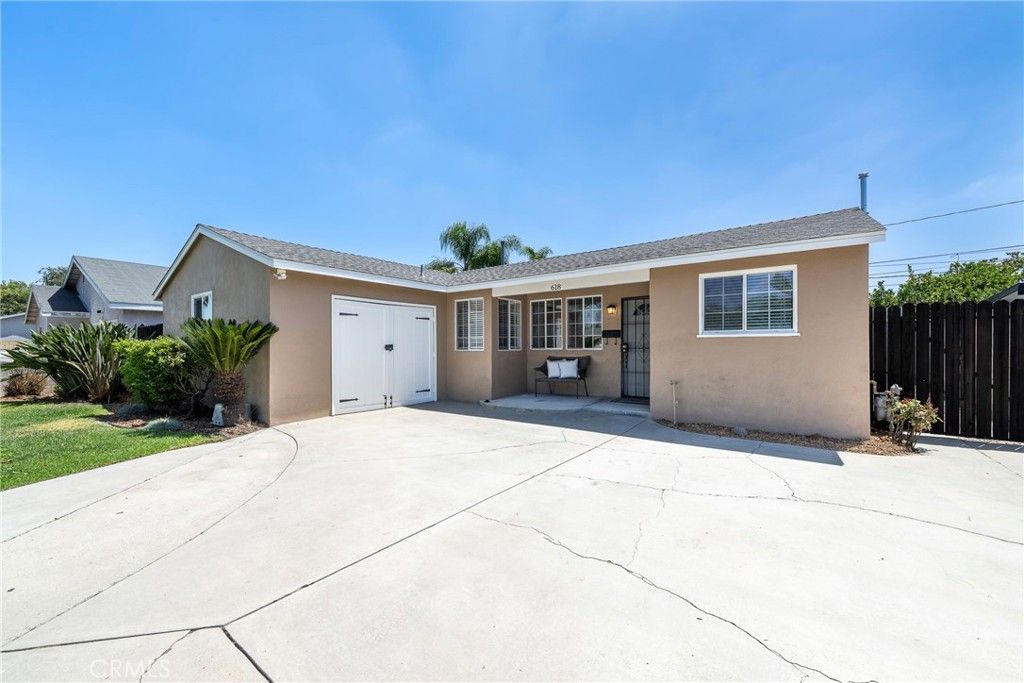 618 S Pine Drive, Fullerton, CA 92833