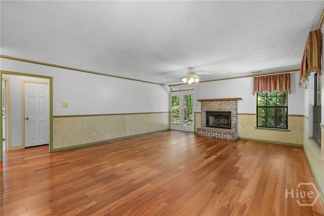 9 W Coquena Circle, Savannah, GA 31410