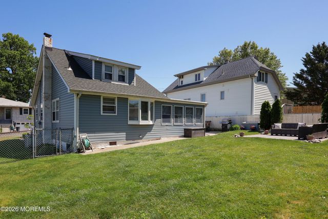 969 Woodcrest Drive, Keyport, NJ 07735