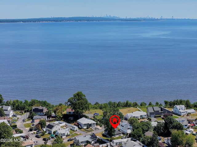 969 Woodcrest Drive, Keyport, NJ 07735