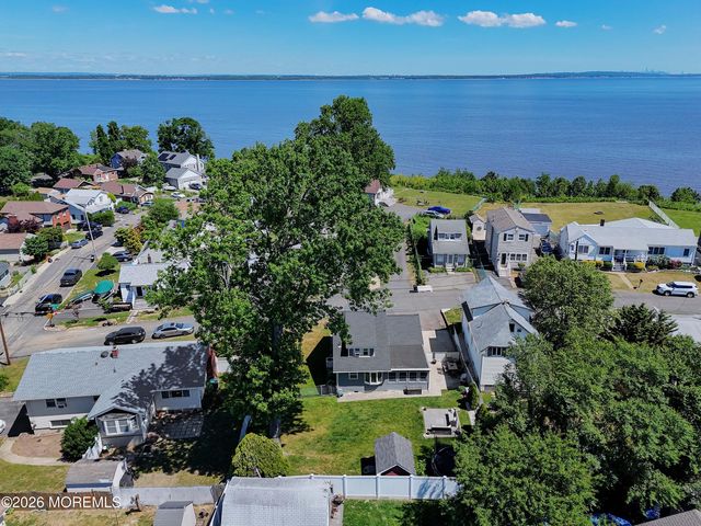 969 Woodcrest Drive, Keyport, NJ 07735