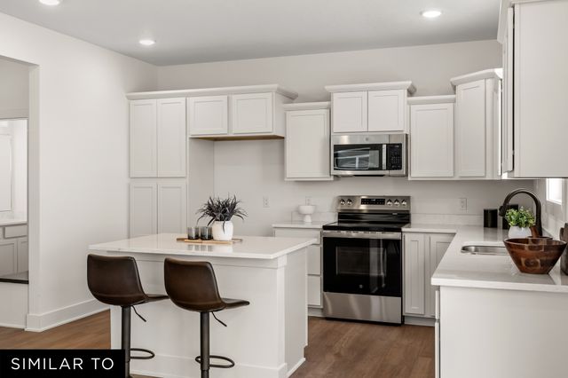 6513 NE Kendall Avenue, Pleasant Hill, IA 50327