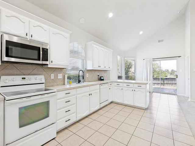 3801 Old Richwood Lane, Fort Worth, TX 76244