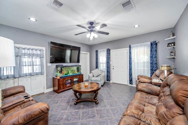 476 Ciera Dr, Houma, LA 70364