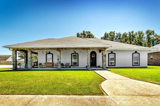 476 Ciera Dr, Houma, LA 70364