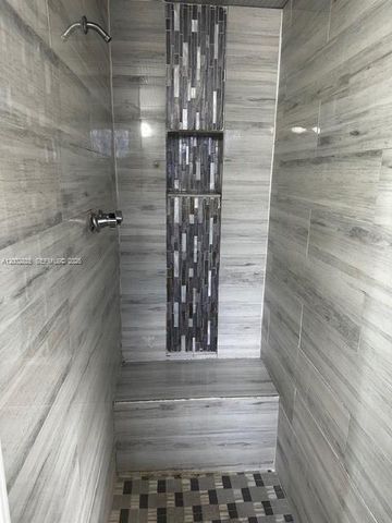 540 NW 108th St, Miami, FL 33168