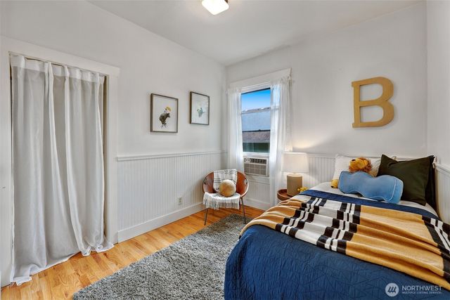1636 N 54th Street, Seattle, WA 98103