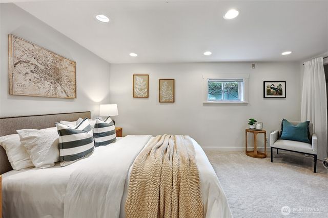 1636 N 54th Street, Seattle, WA 98103