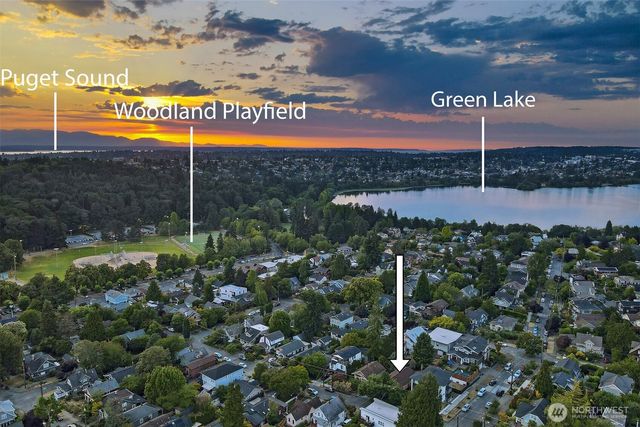1636 N 54th Street, Seattle, WA 98103