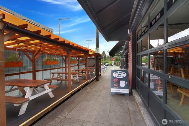 1636 N 54th Street, Seattle, WA 98103