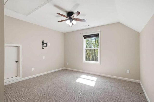 61 Overlook Road, Blue Ridge, GA 30513