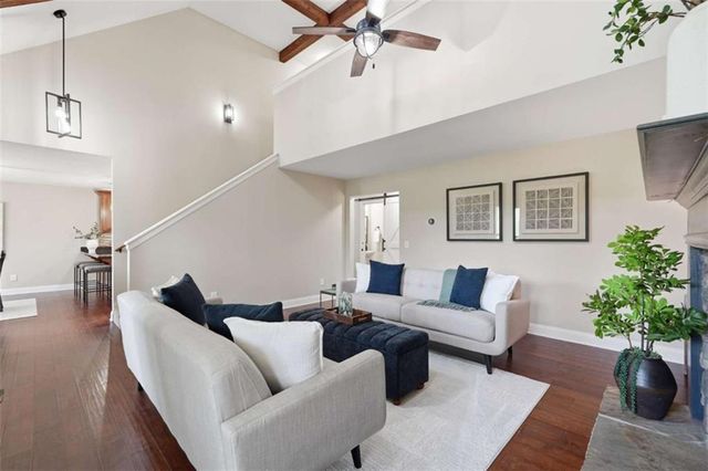 61 Overlook Road, Blue Ridge, GA 30513
