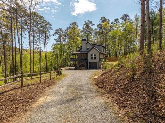 61 Overlook Road, Blue Ridge, GA 30513