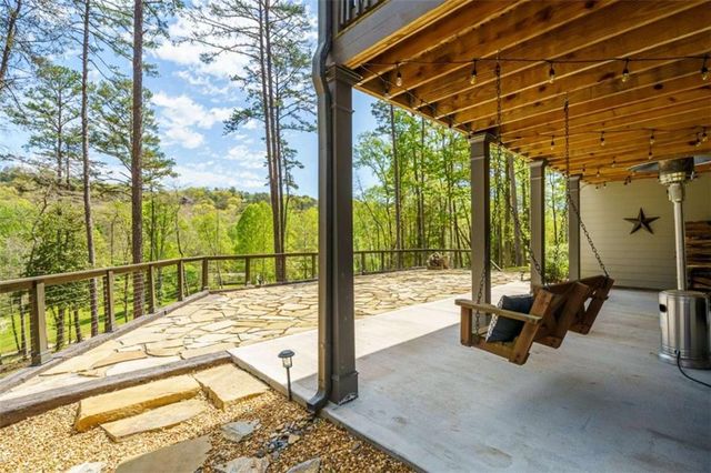 61 Overlook Road, Blue Ridge, GA 30513