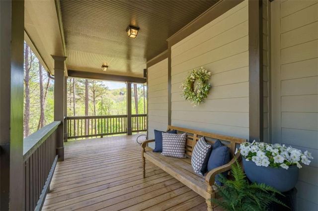 61 Overlook Road, Blue Ridge, GA 30513